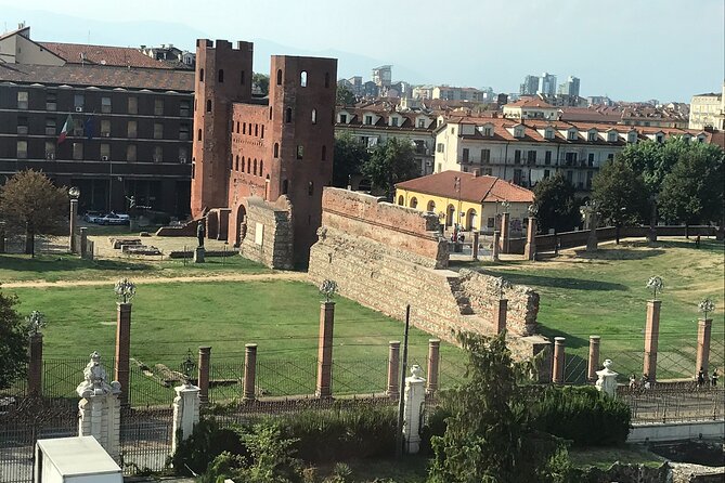 Royal Palace, Armory and Chapel of the Shroud With Local Guide - Traveler Information