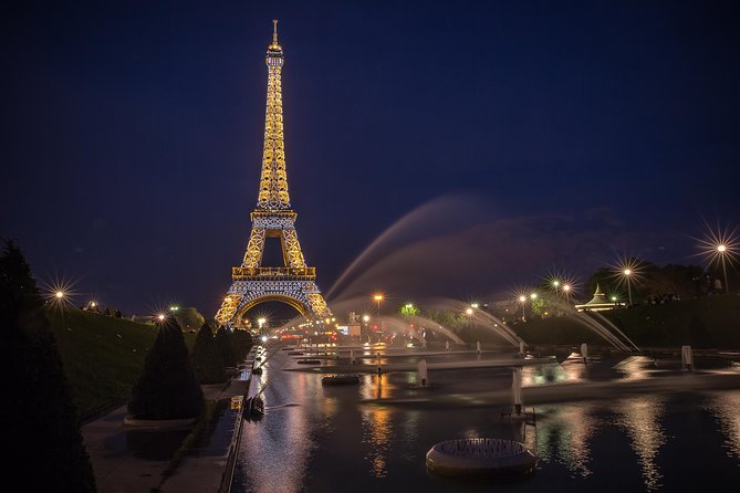 Seine River Dinner Cruise Maxims De Paris With Champagne and Live Music - Additional Information