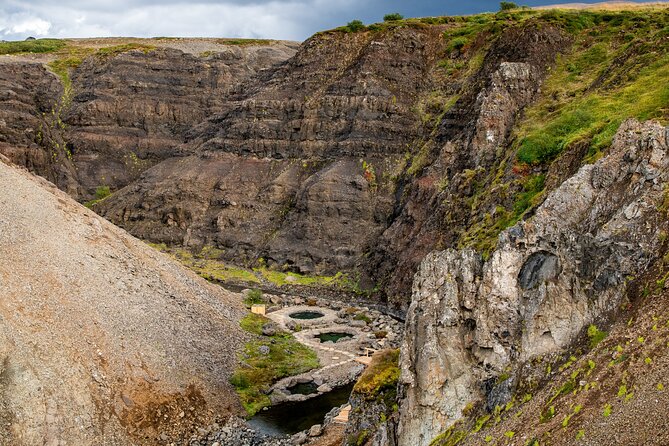 Serengeti And Ngorongoro Crater Four Day Safari  - Western Region - Cancellation Policy and Weather Conditions