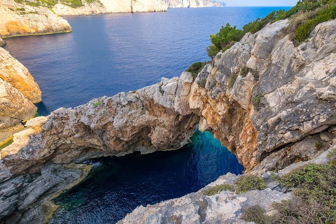 Shipwreck and Blue Caves Bus and Boat Tour - The Sum Up