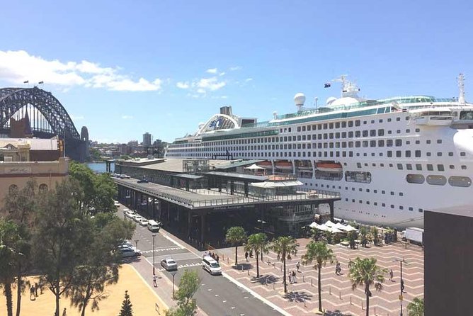 Shuttle Transfer From Sydney Airport to Cruise Ship Terminal at Circular Quay - Common Questions