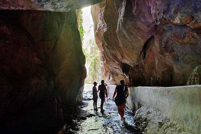 Sierra Nevada Canyon Hiking Adventure - Meeting and Pickup Information