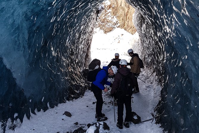 Skaftafell Ice Cave and Glacier Hike - Extra Small Group - Photography Opportunities in the Ice Cave