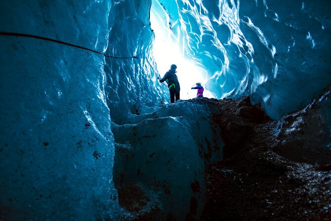 Skaftafell Ice Caving & Glacier Hike - Equipment and Clothing