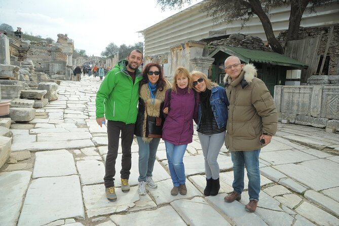 ( Skip The Line - Max 10 Pax) Small Group Ephesus Tour for Cruise Passengers - Meeting Point and Logistics