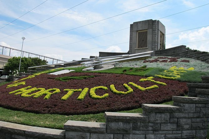 Small-Group Day Tour From Toronto to Niagara Falls and Around - Time for Exploration