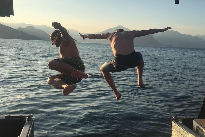 Snorkel, Kayak, and Seal Adventure: Vancouver Boat Tour - Reviews and Recommendations