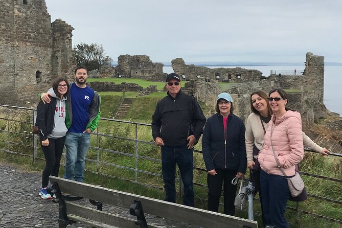 St Andrews Must-Sees Daily Walking Tour (11am) - Difficulty in Hearing and Locating Meeting Point