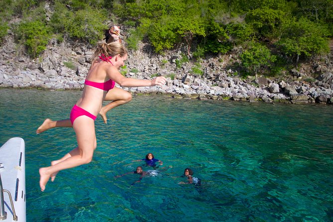 St Kitts Deluxe Catamaran Snorkeling Tour With Lunch - The Sum Up