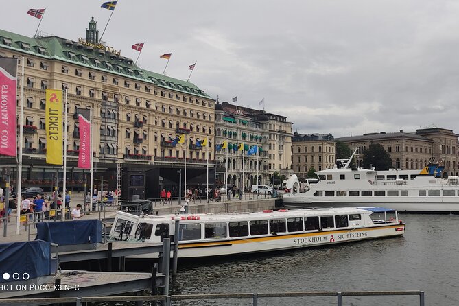 Stockholm- A Beauty On The Water: Old Town Walking Tour and Boat Trip Combined - Convenient Tour Ending Location