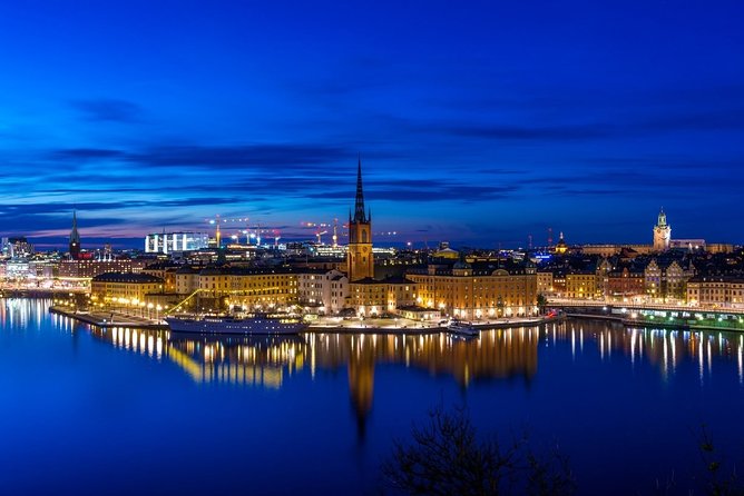 Stockholm Airport Transfers : Airport ARN to Stockholm City in Luxury Van - Common Questions