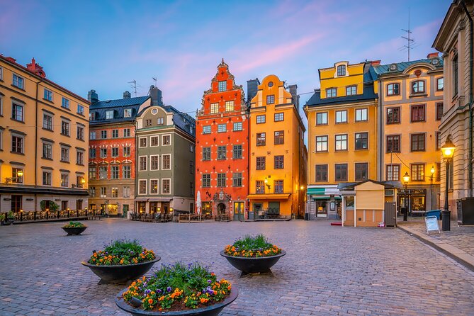 Stockholm: Private Sightseeing Tour and Food Tasting With Local - Hidden Gems and Local Secrets