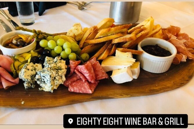 Sunset Niagara-On-The-Lake Small Group Wine Tour With Dinner - Tastings and Insights Into Winemaking Process