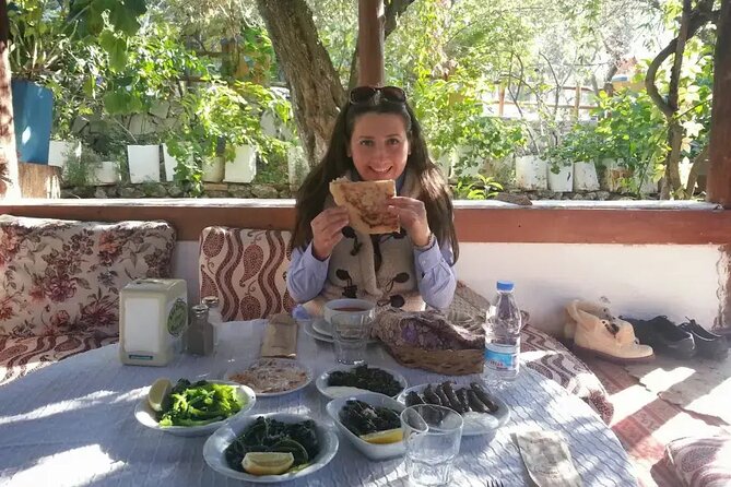 Taste of Traditional Turkish Cuisine Small Group Kusadasi Food Tour - Authentic Dining Experiences
