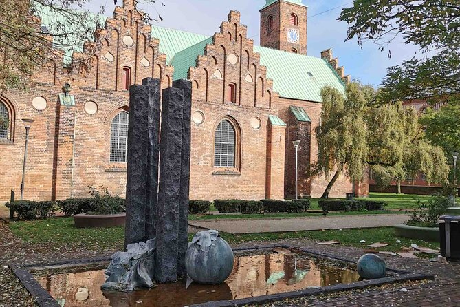 The Ancient Viking Stronghold of Aros: A Self-Guided Audio Tour in Aarhus - Notable Artifacts at Aros