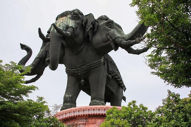 The Erawan Museum in Samut Prakan Province - Art and Sculptures in the Museum