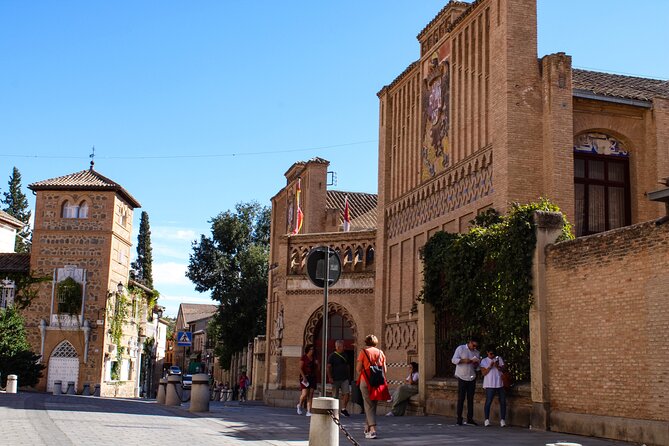 Toledo Historical Small Group Tour With Cathedral & Monuments - Common Questions