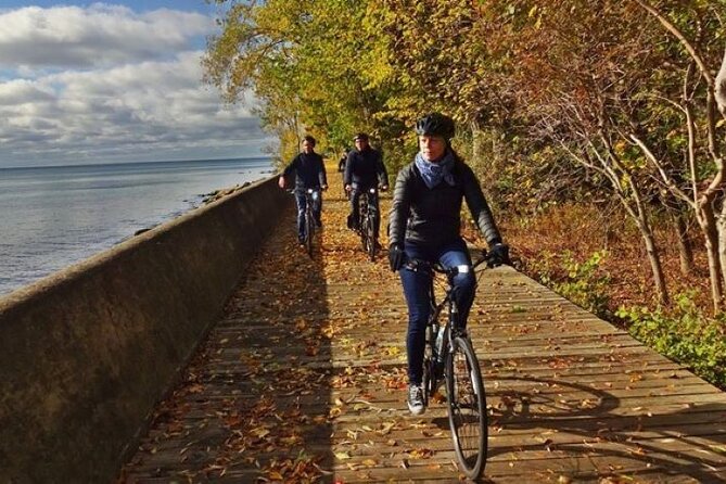 Toronto Islands Morning Bike Tour - Island History and Role