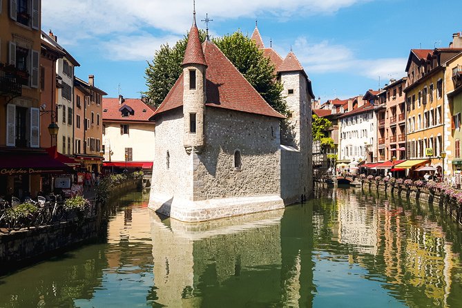 Touristic Highlights of Annecy on a Half Day (4 Hours) Private Tour With a Local - Annecy Cathedral: A Spiritual Landmark