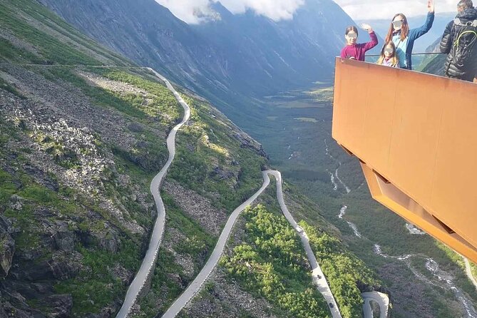 Trollstigen Highlights Adventure Tour in First Class With Lunch - Comfort and Convenience