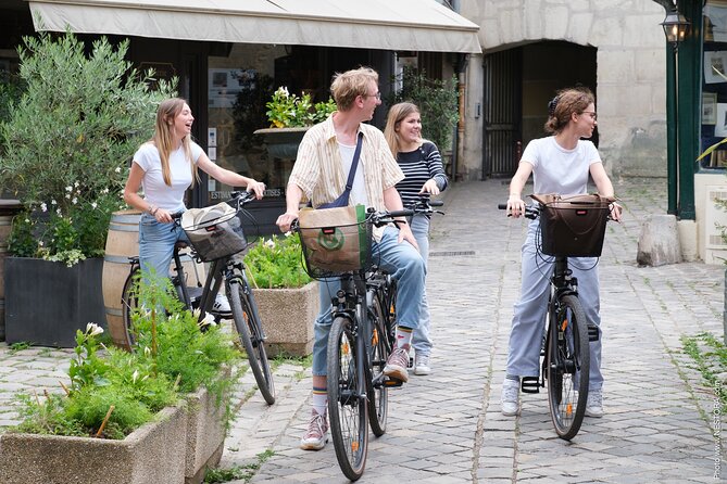 Versailles: Bike Rental, Different Sizes - The Sum Up