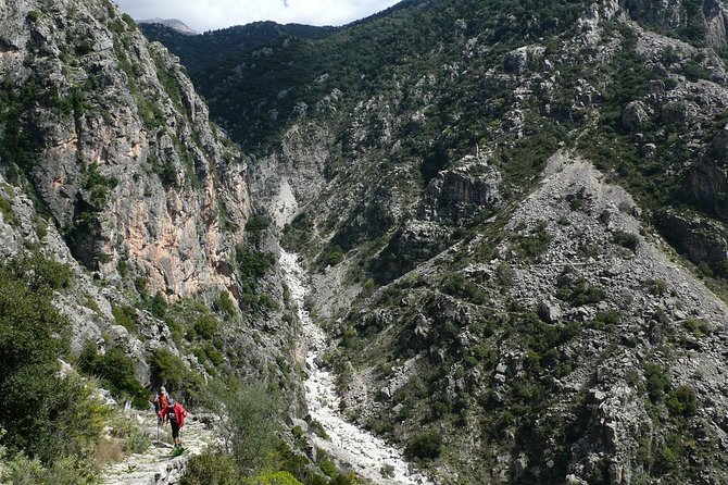 Viros Gorge Hike - What to Expect on the Hike