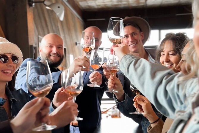 West Kelowna Wineries Tour Lunch - Scenic Views