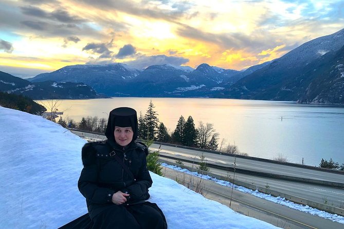 Whistler Sightseeing Tour From Vancouver: See Horseshoe Bay and Shannon Falls - Critique of Transportation and Seating Arrangements