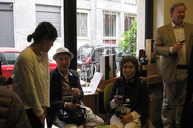 Wine Class and Tasting in Milan - Small Group - Convenient Logistics and Accessibility