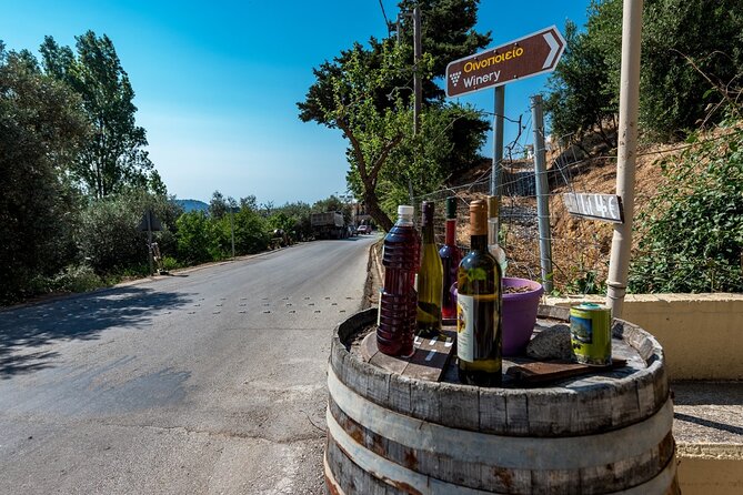 Wine Taste Private Tour Including Lunch at a Traditional Greek Tavern - Wine Tasting Techniques and Tips From Experts