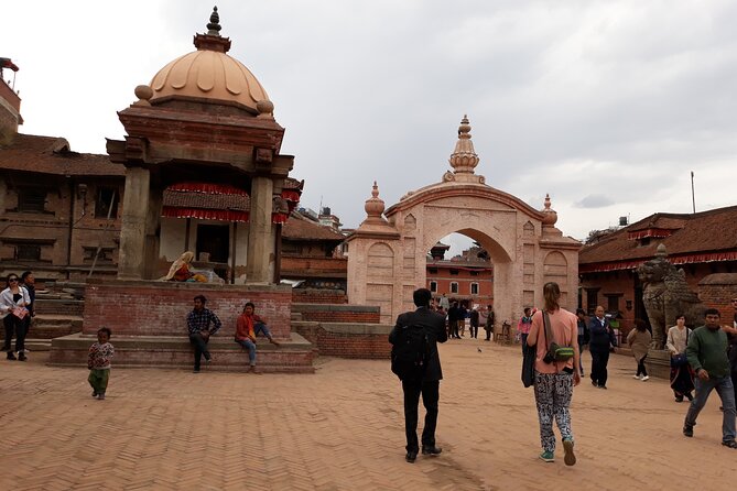World Heritage Sites and Wildlife - Guided Tours and Exploration