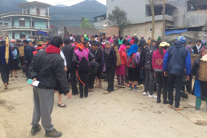 5-Day Best North Vietnam Tour: Ba Be Lake - Ban Gioc Waterfall - Ha Giang Loop - Ban Gioc Waterfall: The Mighty Cascade