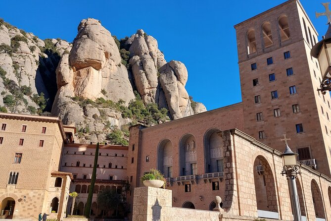 5-Hour Private Tour in Montserrat - Additional Information