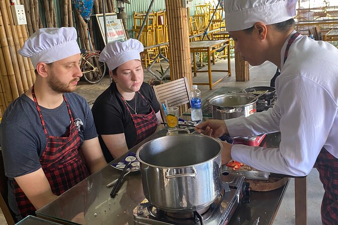 5 Hours in Cam Thanh Cooking Class, Basket Boat and Local Market - Exploring the Local Market in Cam Thanh