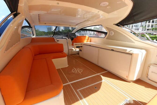 50 Azimut Yacht Charter With Captain and Mate - Date and Travelers