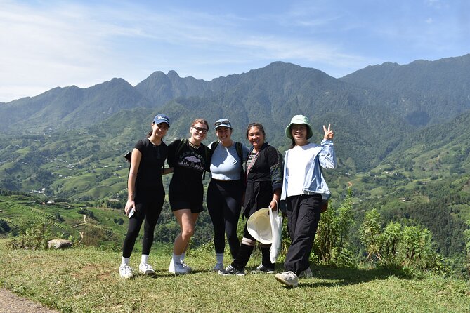 1-Day Private Trekking in Sapa Through Terraces Rice Fields - Tour Highlights