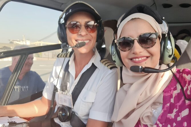 17 Minutes Helicopter Tour in Abu Dhabi - Enjoy an Unforgettable Experience