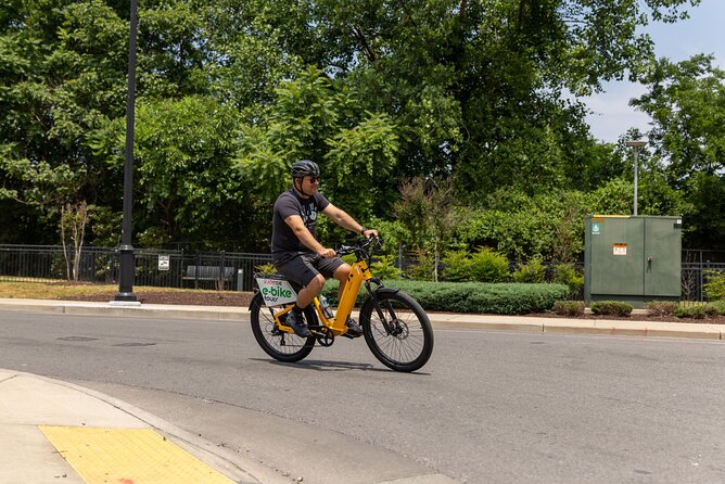 2-Hour Guided E-Bicycle Sightseeing Tour of Nashville - Language Options