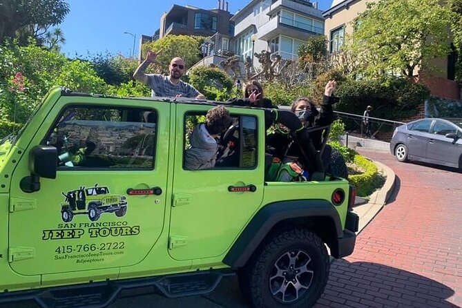 2-Hour Sunset or Evening Private Jeep Tour of San Francisco - Expert Tour Guide