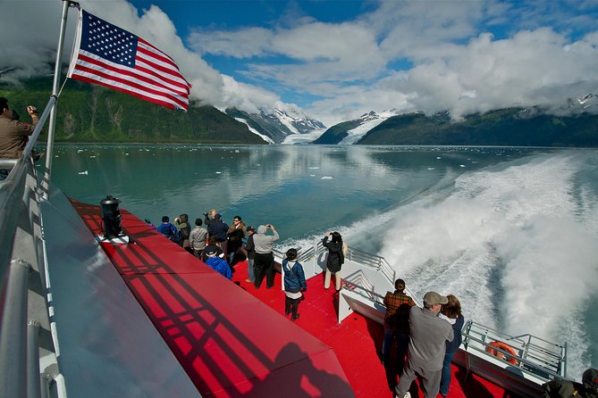 26 Glacier Cruise and Coach From Anchorage, AK - Common Questions