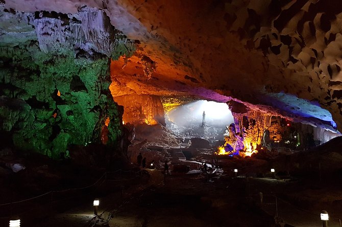 2D1N Luxurious 5-Star Cruise on Halong Bay - Authenticity Checks