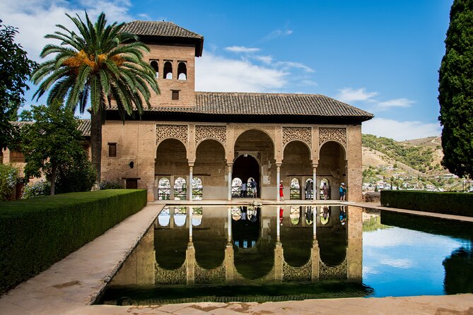 3-Day Andalucia Tour: Codoba & Seville From Granada - Directions