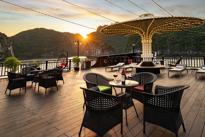3 Days 2 Nights Rita Cruise Most Luxury Cruise in Halong Bay - Customer Reviews and Testimonials