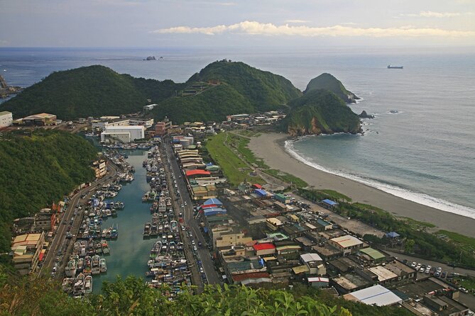 9 Hour Northeast Coast Bay View Tour in Yilan - The Sum Up