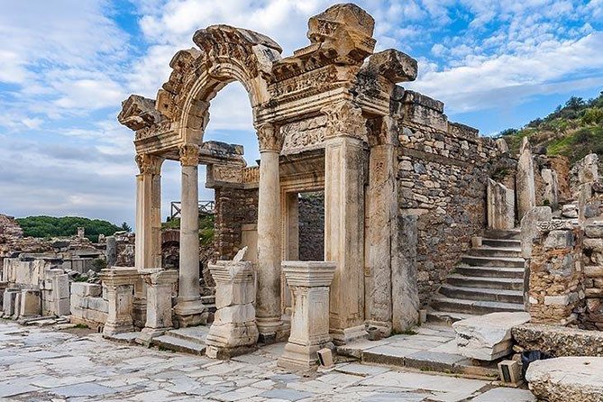 A Day in Ancient Ephesus & Ephesus Museum Tour - Discovering the Ephesus Museums Artifacts