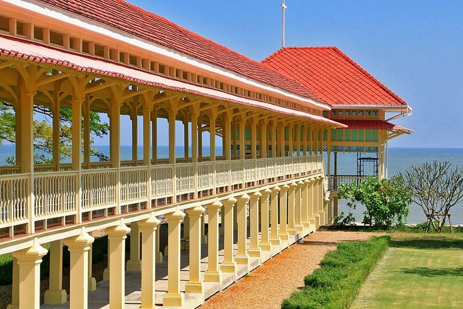 A Taste of Hua Hin Tour Including Maruekhathaiyawan, Floating & Cicada Market - Common Questions
