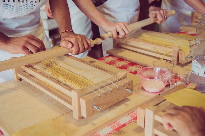 Abruzzo Traditional Pasta Making With 85y Old Local Grandma - Common Questions