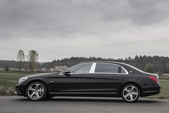 Airport Limousine Transfer: Arlanda Airport to Seaport in Stockholm 1-3 Passengers - Pricing and Terms