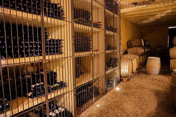 Aix-En-Provence Old Town, Wine & Art of Châteaux Beaupré & Bonisson Private Tour - Common Questions