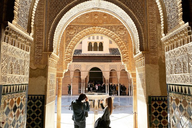 Alhambra Private Tour With Skip-The-Line-Tickets - Directions